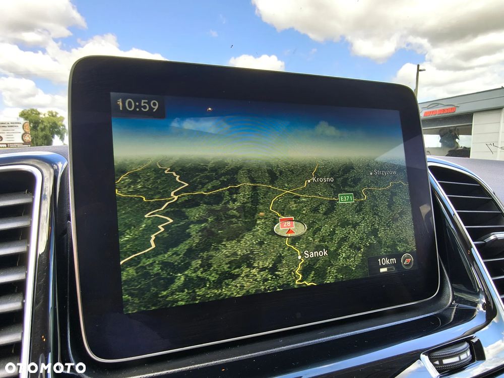 Mercedes-Benz GLE - 28