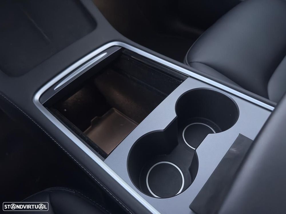 Tesla Model Y Standard - 22