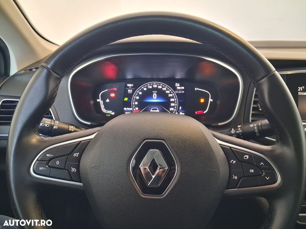 Renault Megane TCe 140 GPF Intens - 4