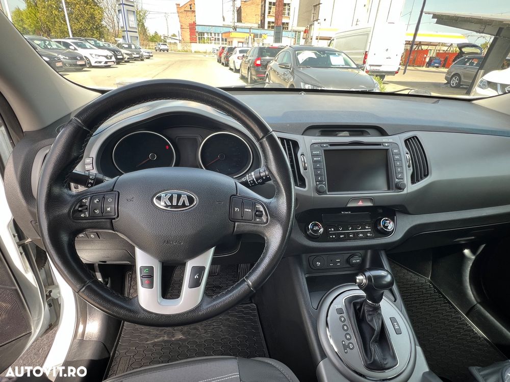 Kia Sportage 2.0 DSL 6AT 4x4 Style - 6