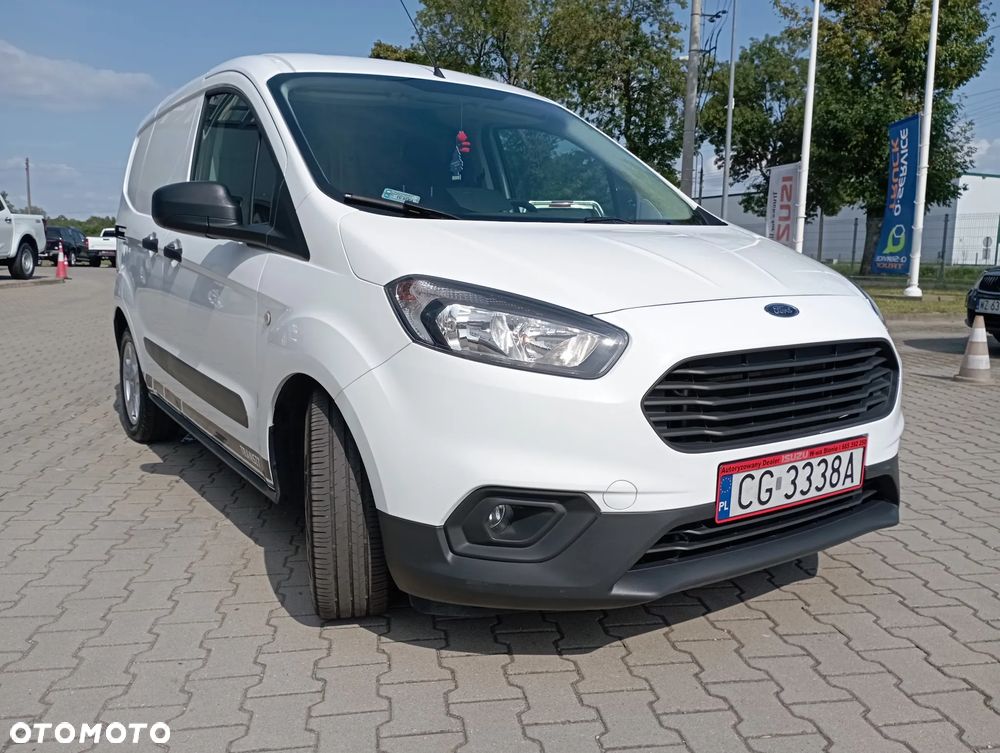 Ford Transit Courier Ambiente - 2