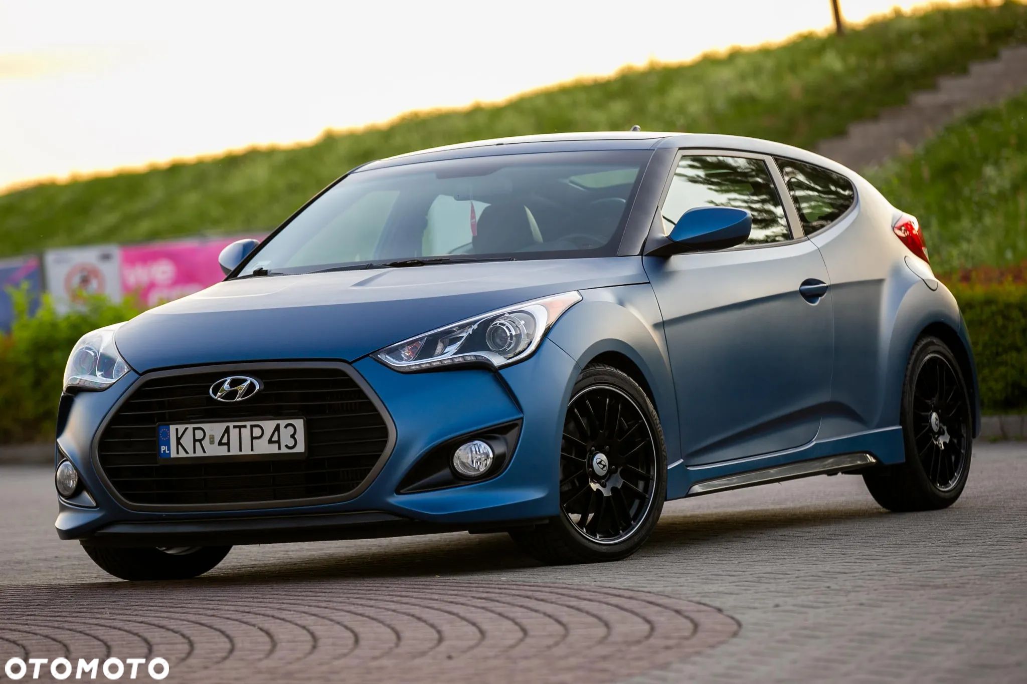 Hyundai Veloster - 1
