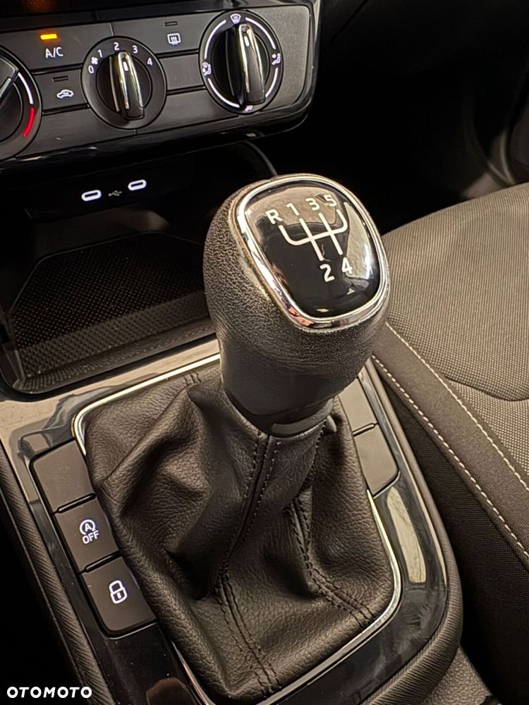 Skoda Fabia 1.0 TSI Ambition - 19