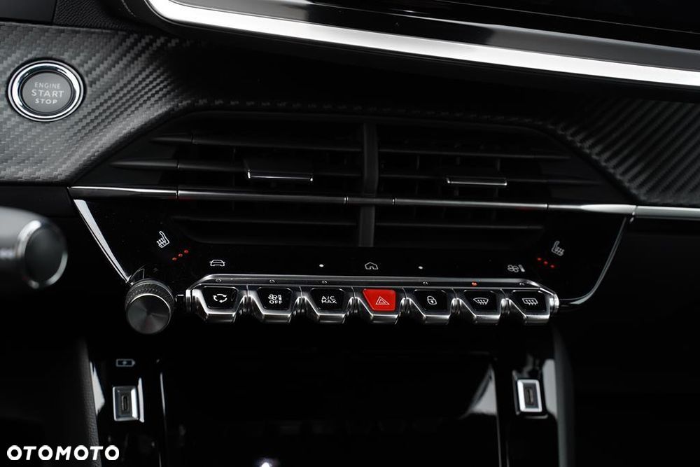 Peugeot 2008 PureTech mHEV Allure e-DCS6 - 19