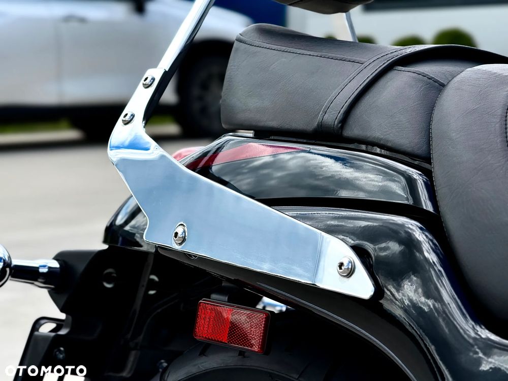 Suzuki Boulevard - 8