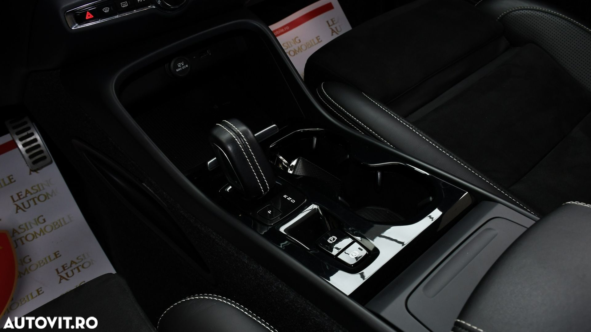 Volvo XC 40 D4 AWD Geartronic R-Design - 20