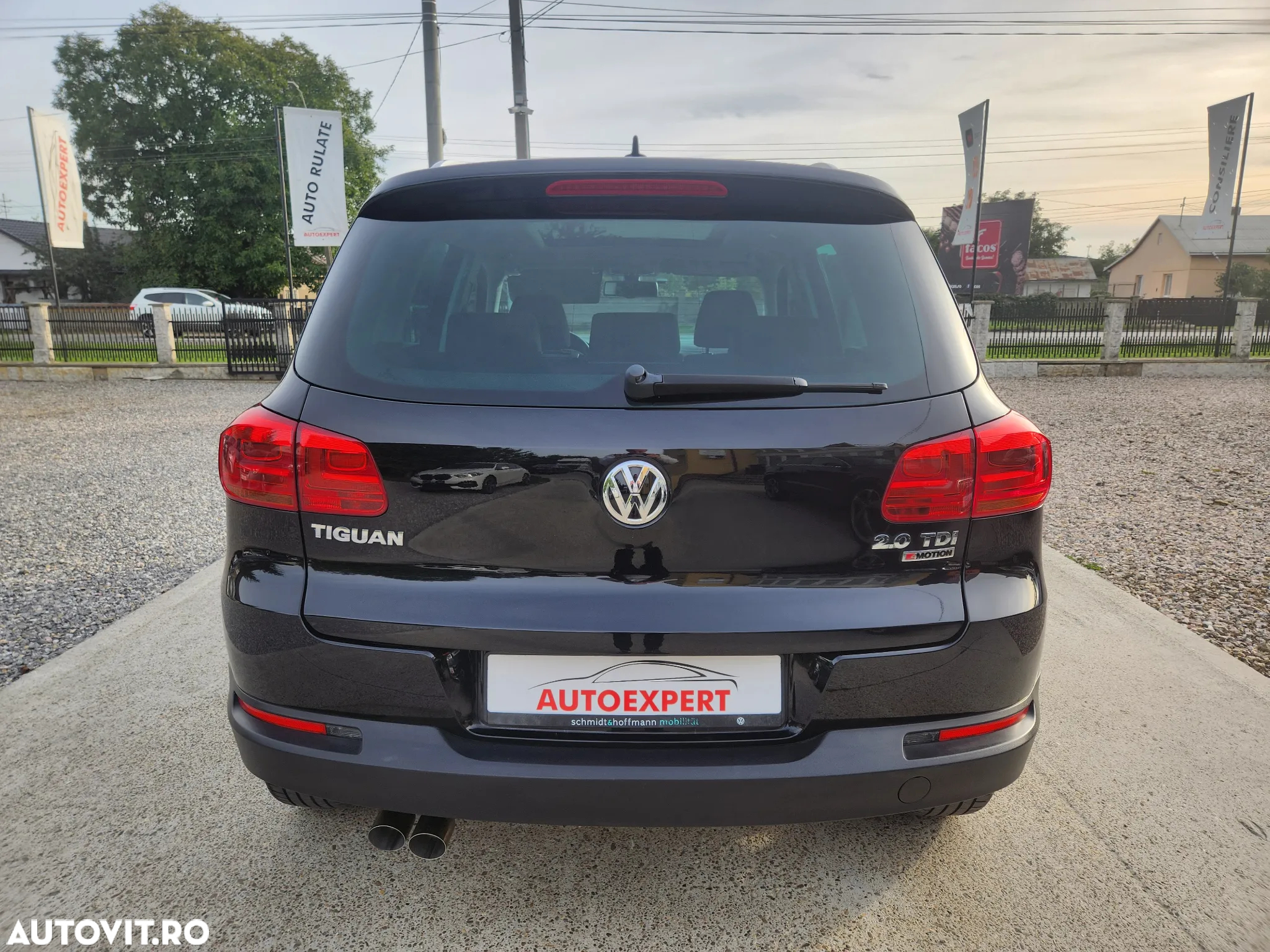 Volkswagen Tiguan 2.0 TDI 4Motion BMT Sport & Style - 8