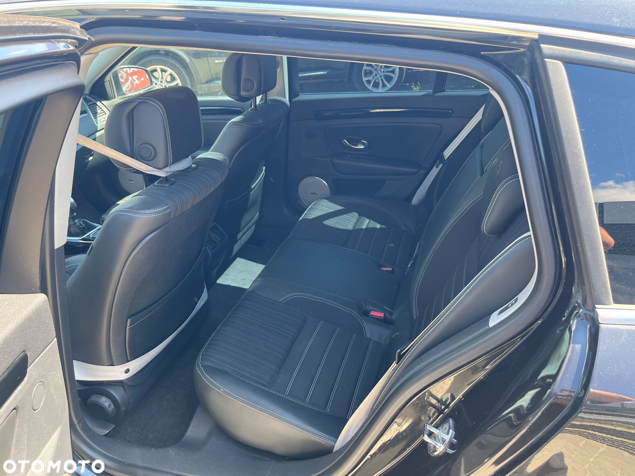 Renault Laguna 2.0 dCi Black Edition - 11