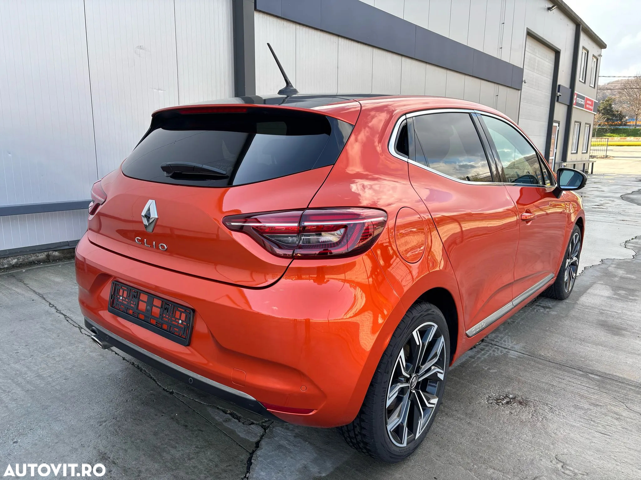 Renault Clio TCe 100 EDITION ONE - 8