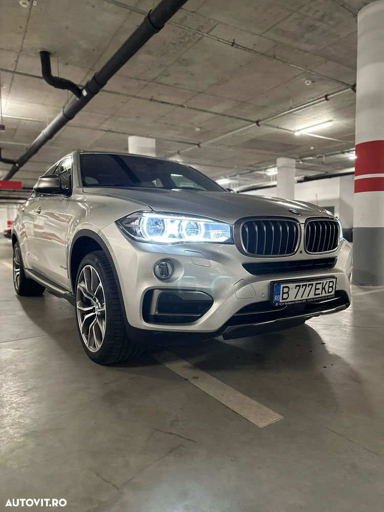 BMW X6 xDrive50i - 1