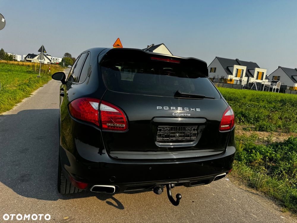 Porsche Cayenne Platinum Edition - 26