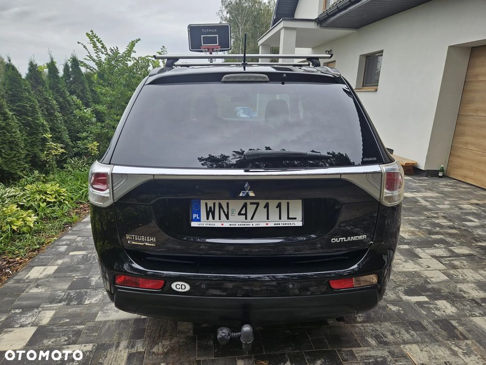 Mitsubishi Outlander - 17