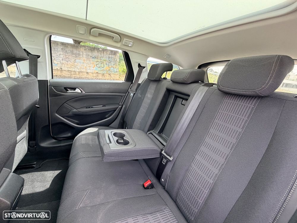 Peugeot 308 SW 1.6 BlueHDi Allure J18 EAT6 - 9