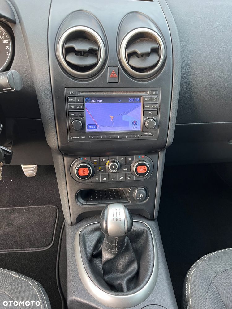 Nissan Qashqai 1.6 Tekna - 9