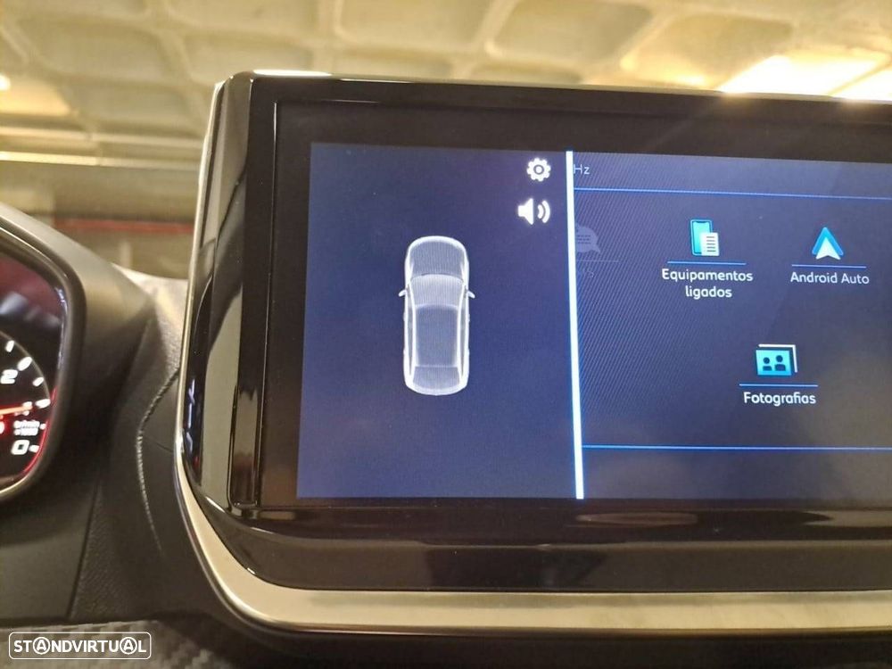 Peugeot 208 1.2 PureTech Style - 24