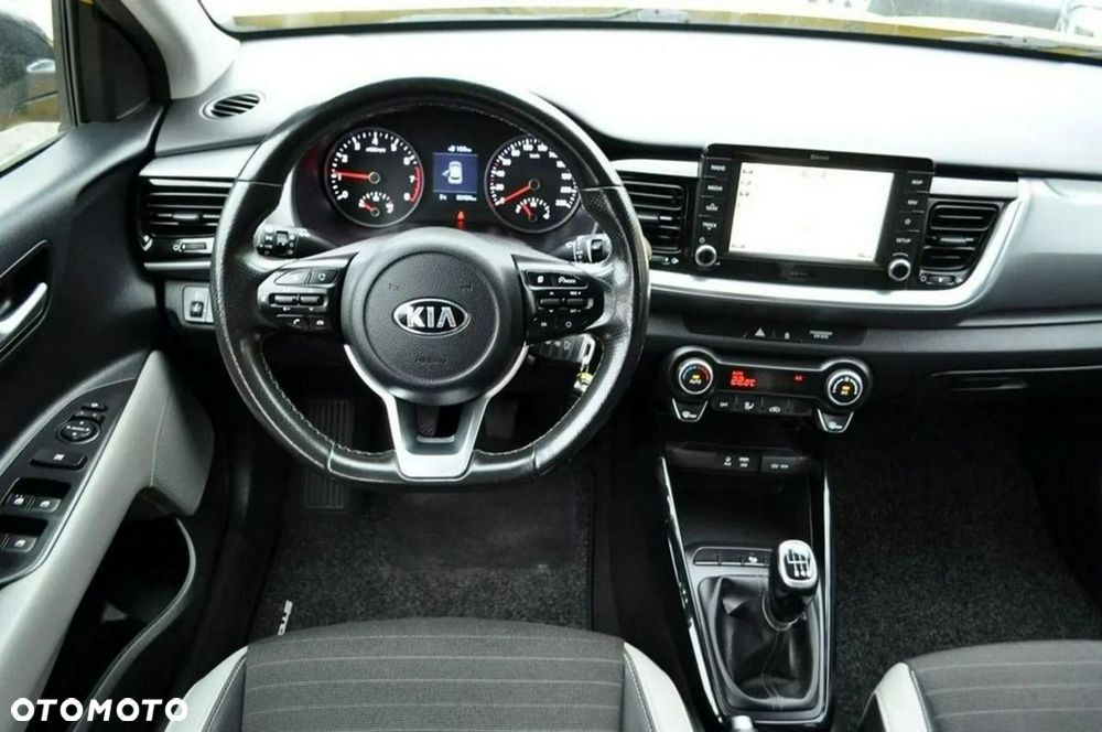 Kia Stonic 1.0 T-GDI 120 Spirit - 27