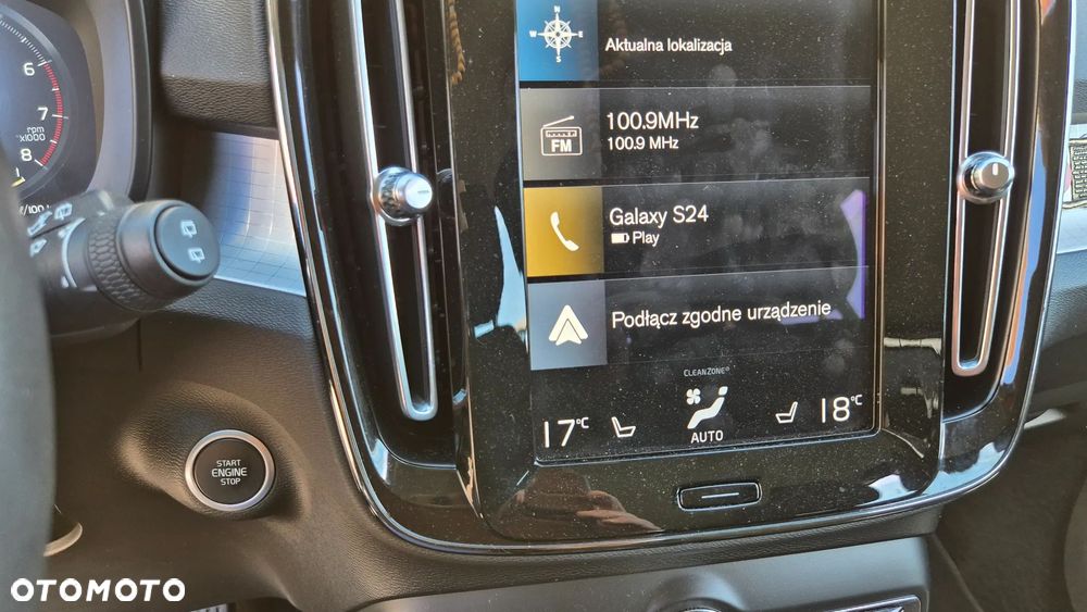 Volvo XC 40 T3 Momentum Core - 12