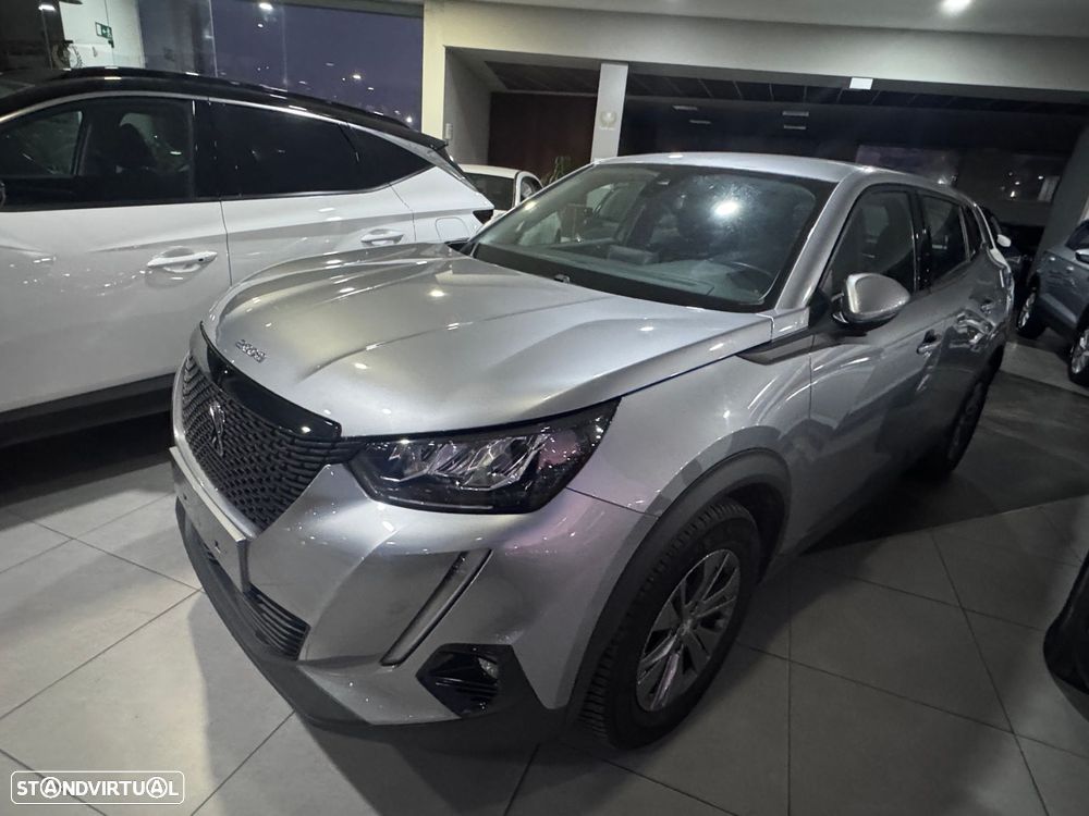 Peugeot 2008 1.2 PureTech Active EAT8 - 1