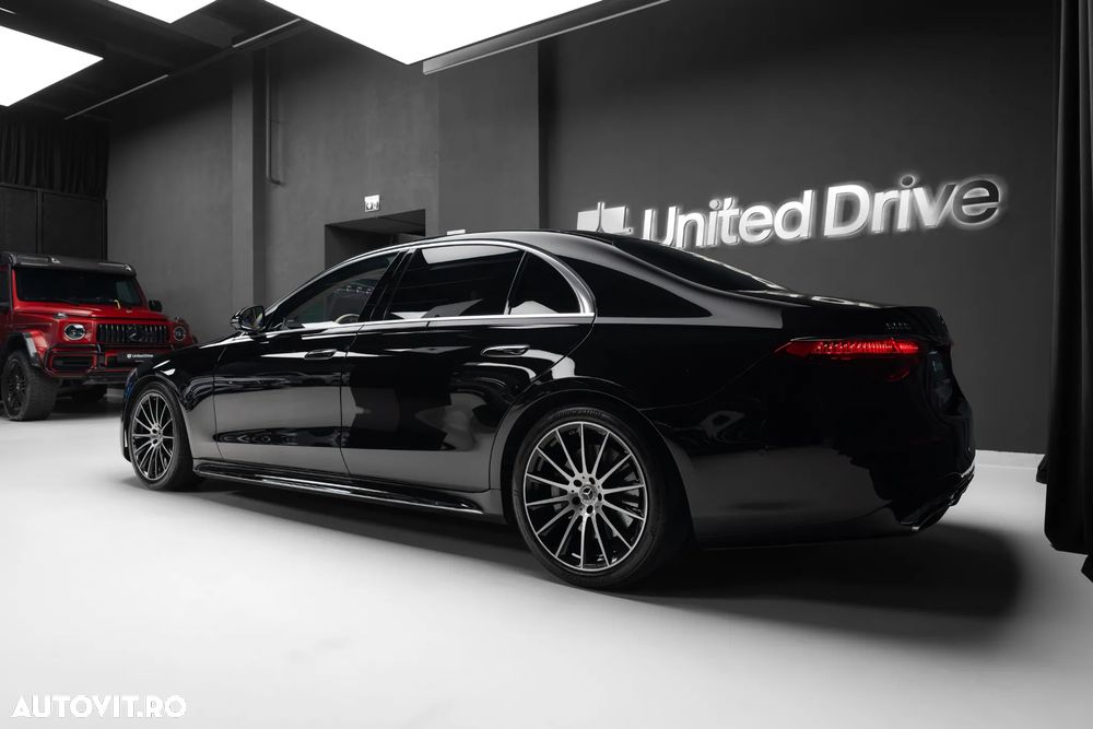 Mercedes-Benz S 500 4MATIC MHEV - 8