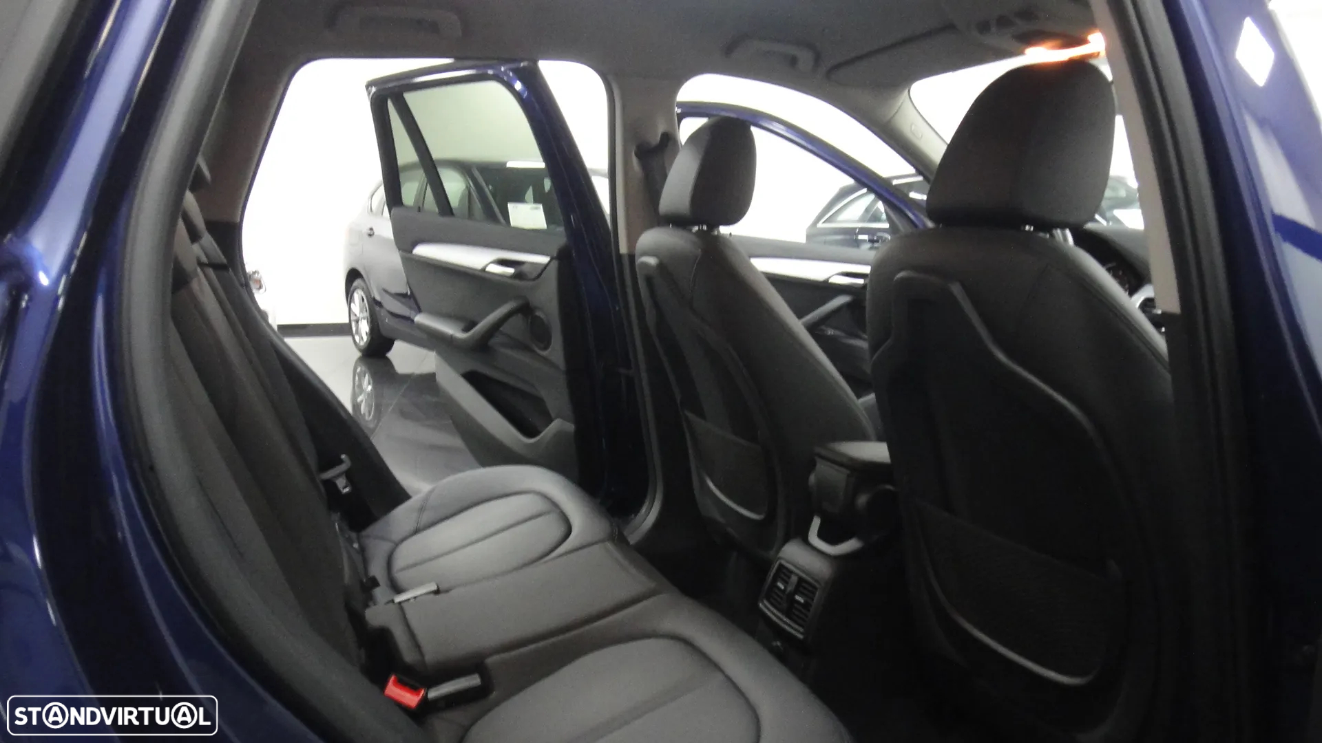 BMW X1 16 d sDrive - 23