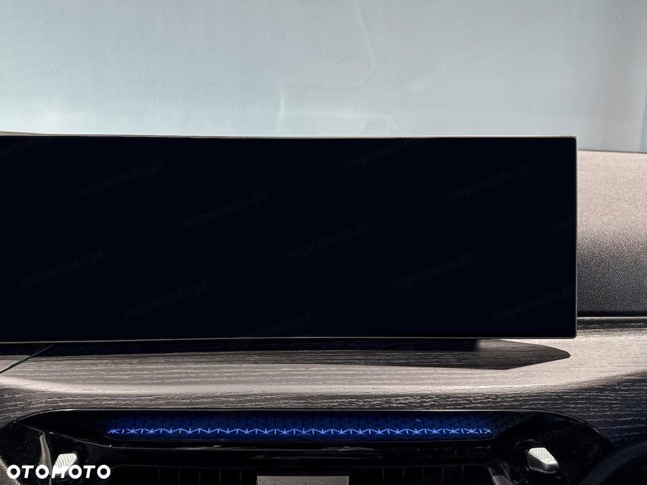 BMW i4 - 7