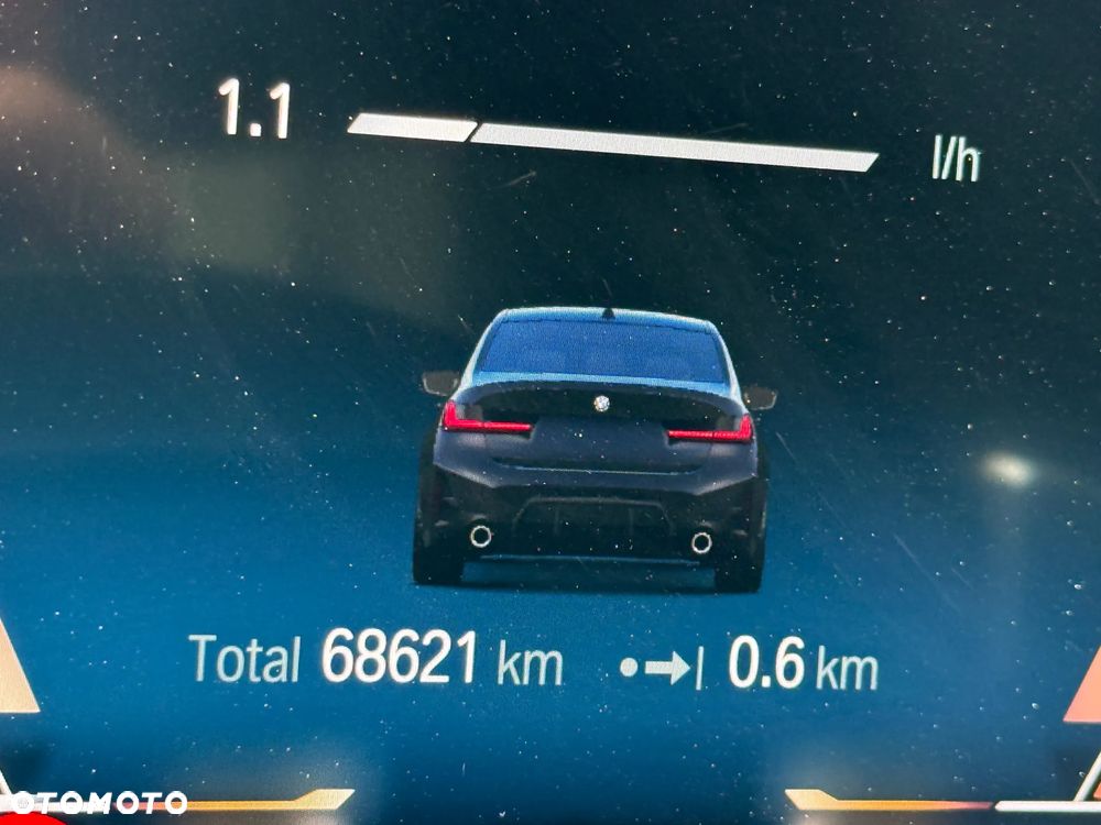 BMW Seria 3 320d xDrive M Sport Sport - 31