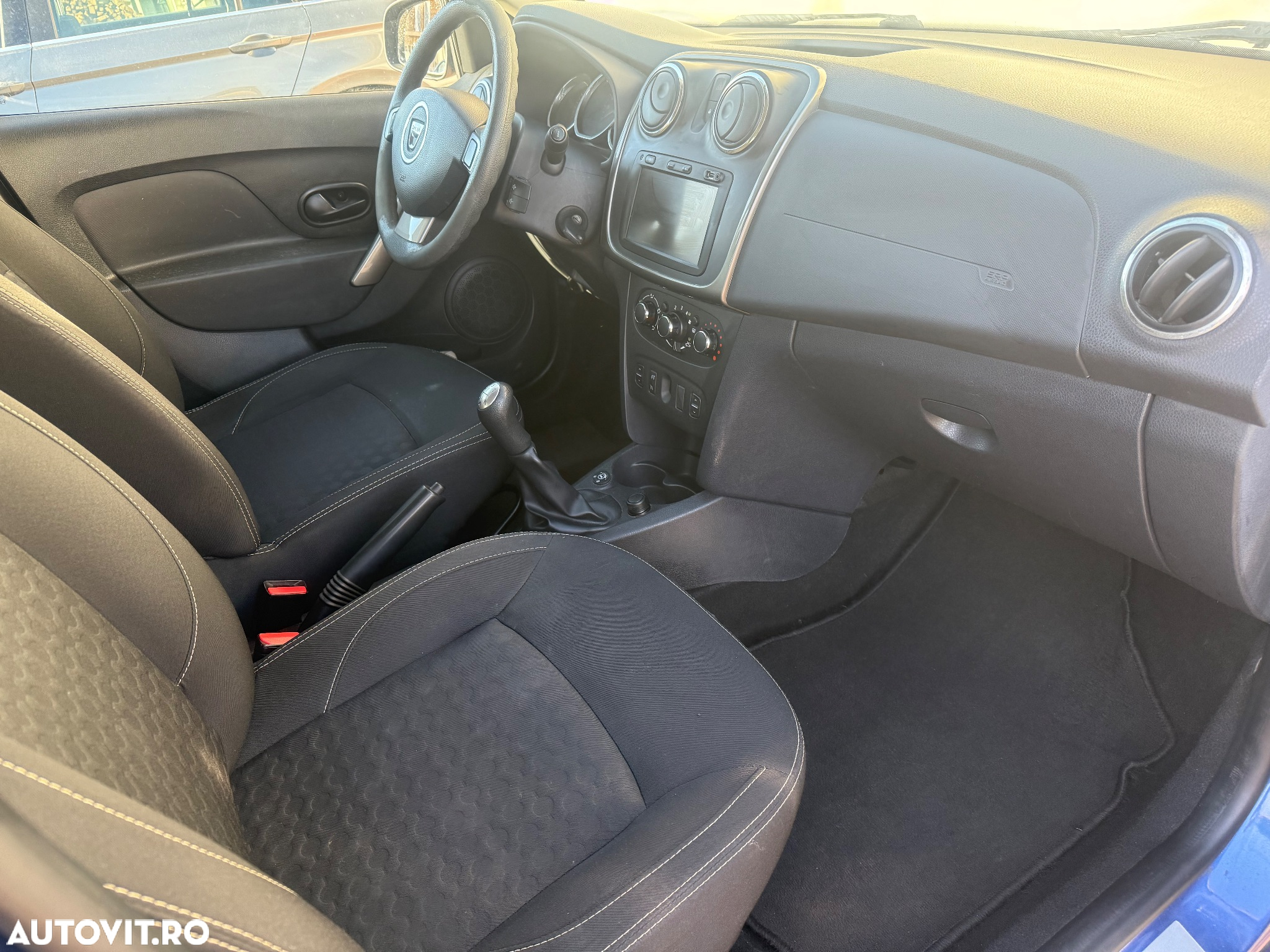 Dacia Logan 1.2 75CP GPL Laureate - 6