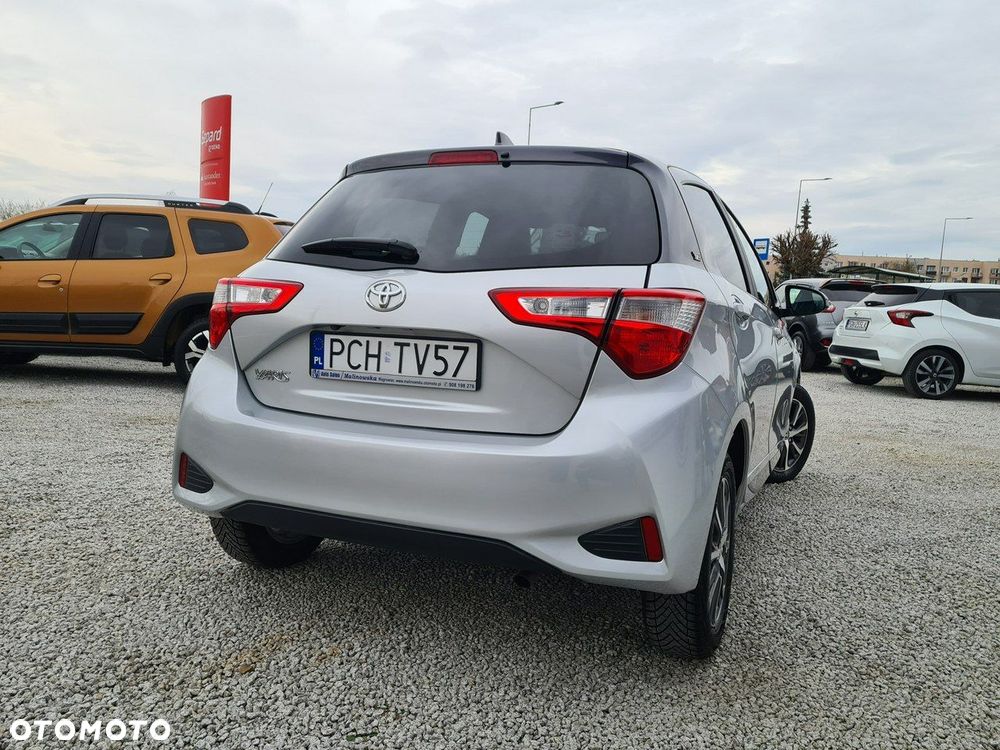Toyota Yaris - 2