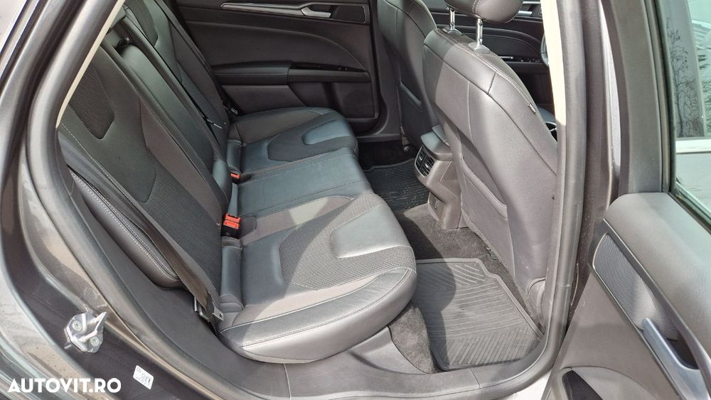 Ford Mondeo - 17