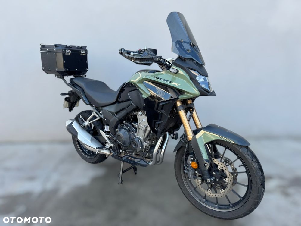 Honda CB - 1