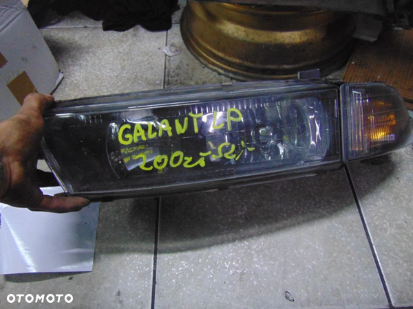 Lampy przednie Mitshubishi Galant VIII przód cena sztuka(prawa 150 stanlej lewa depo