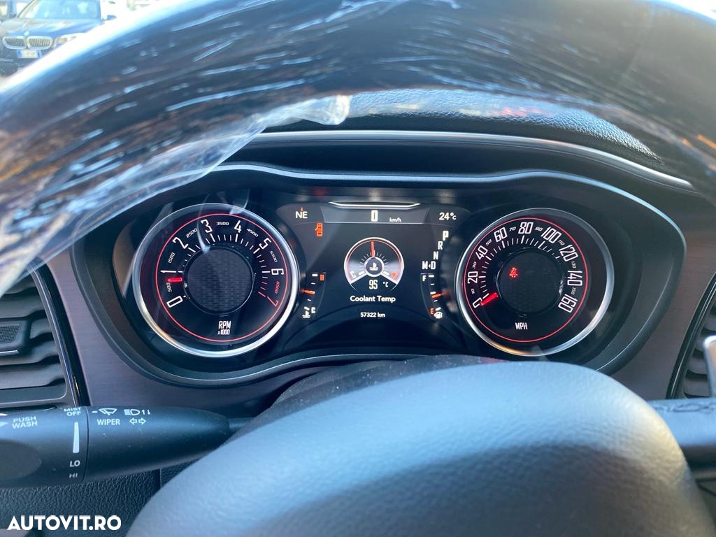 Dodge Challenger Automatik SXT Plus - 4