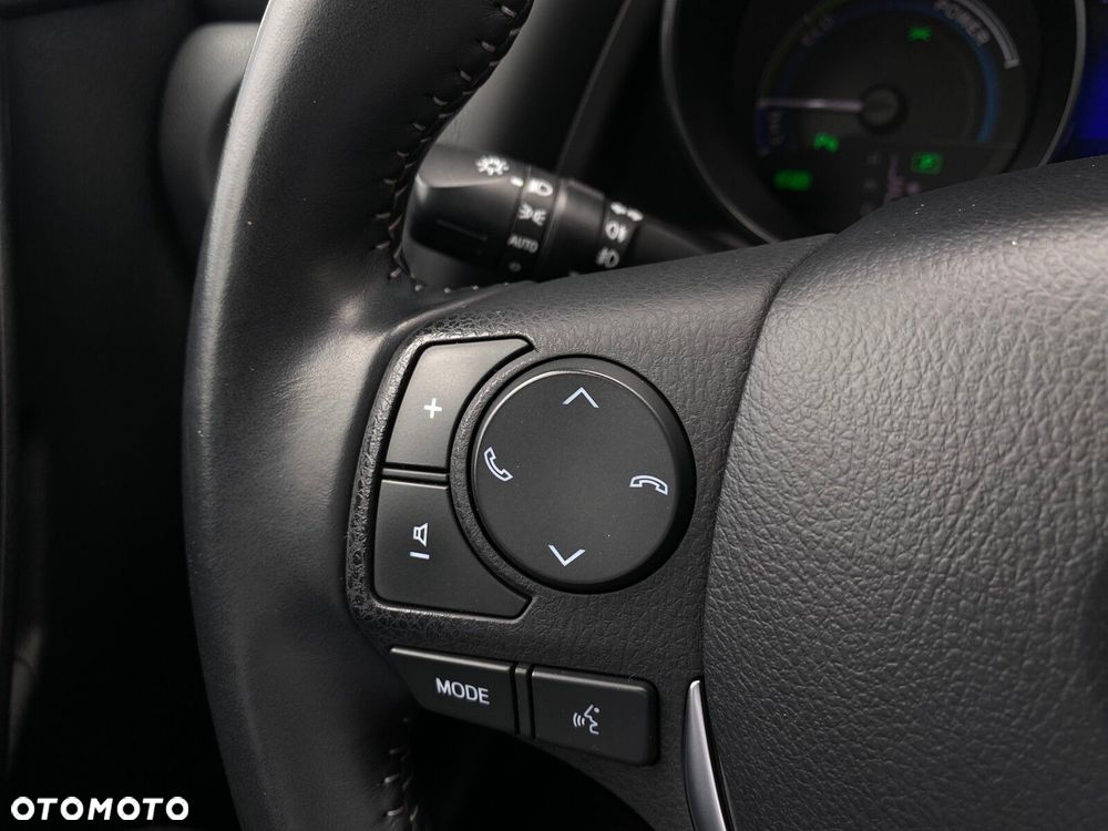 Toyota Auris - 15