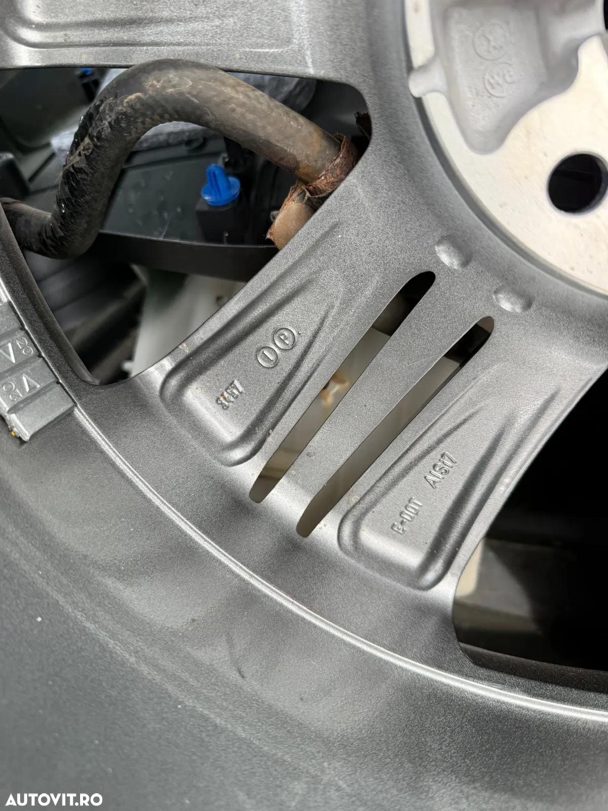 Janta Roata Originala in stare foarte buna aluminiu Hyundai IX35 SantaFe Tucson 6.5J x 18 ET51 225/55/R18H - 6