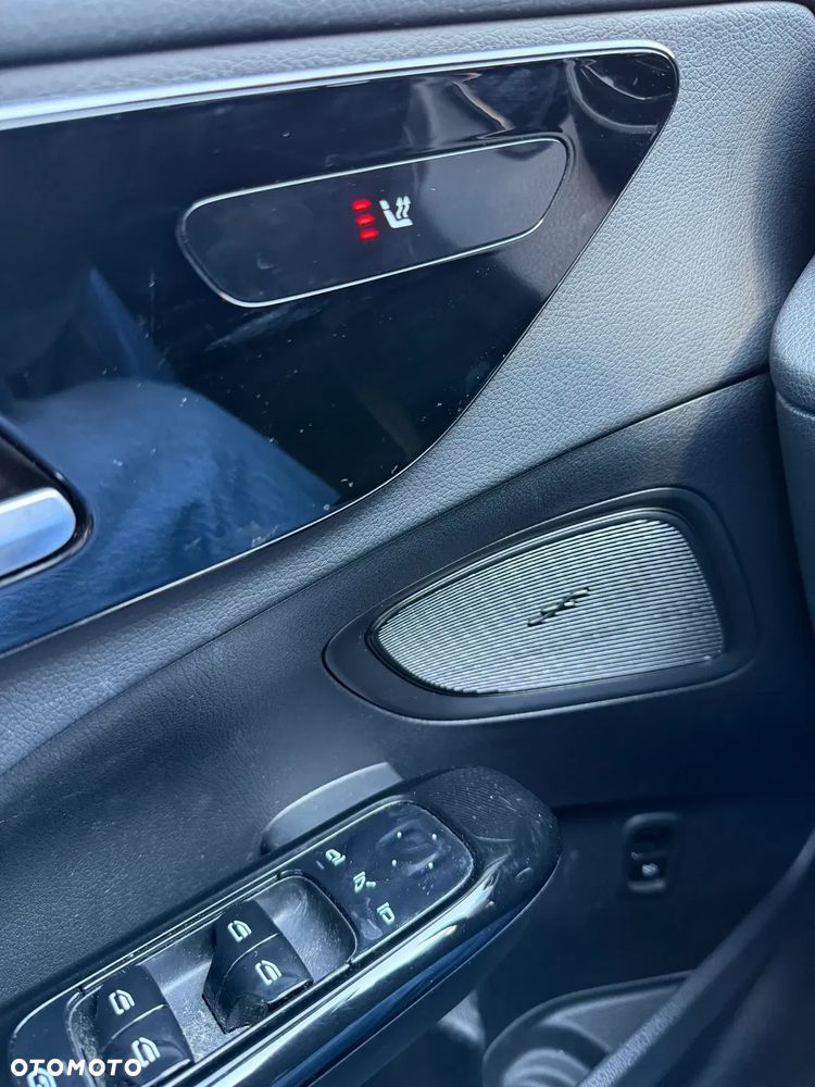 Mercedes-Benz Klasa C - 33