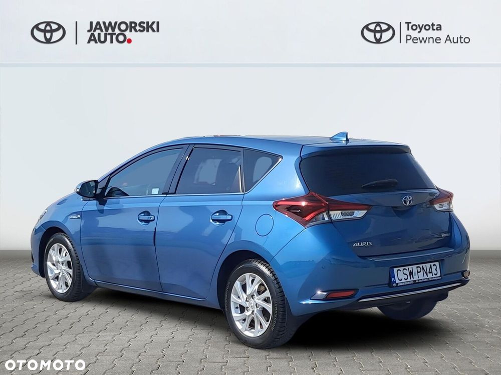 Toyota Auris - 4