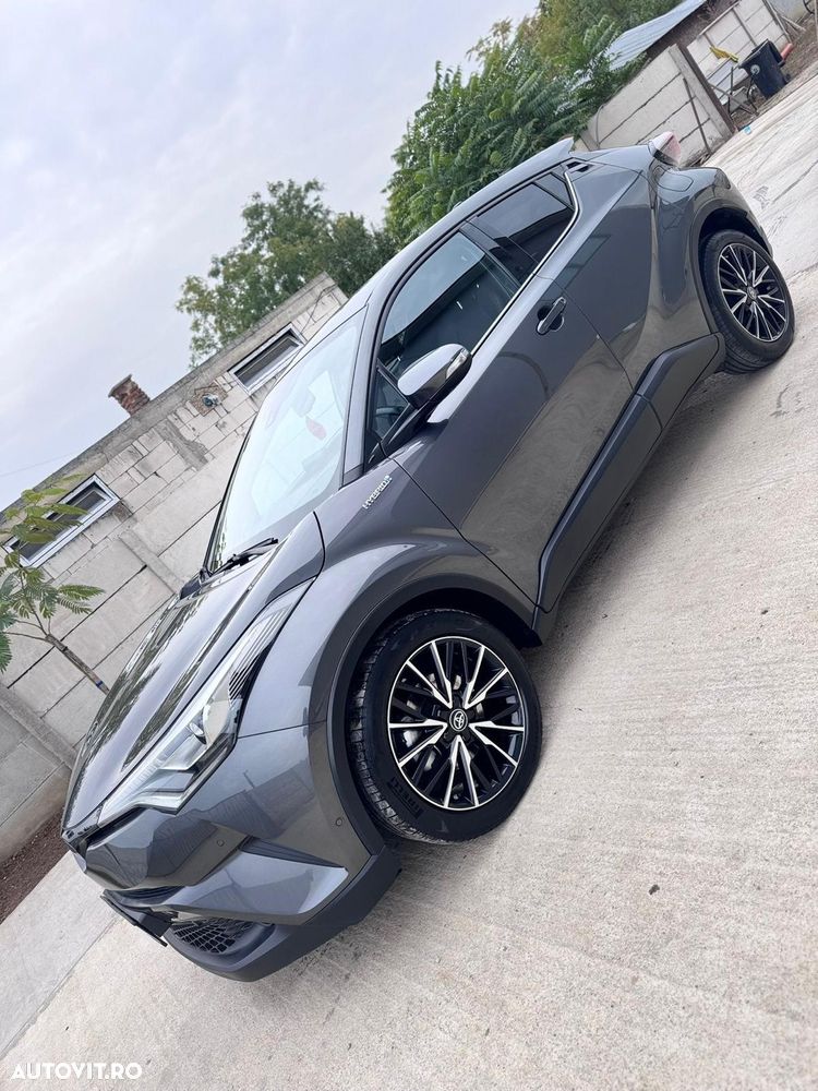 Toyota C-HR 1.8 HSD 4x2 CVT C-ult LED - 2