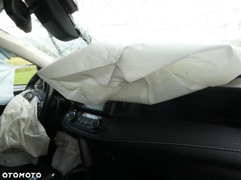 Toyota RAV4 - 16
