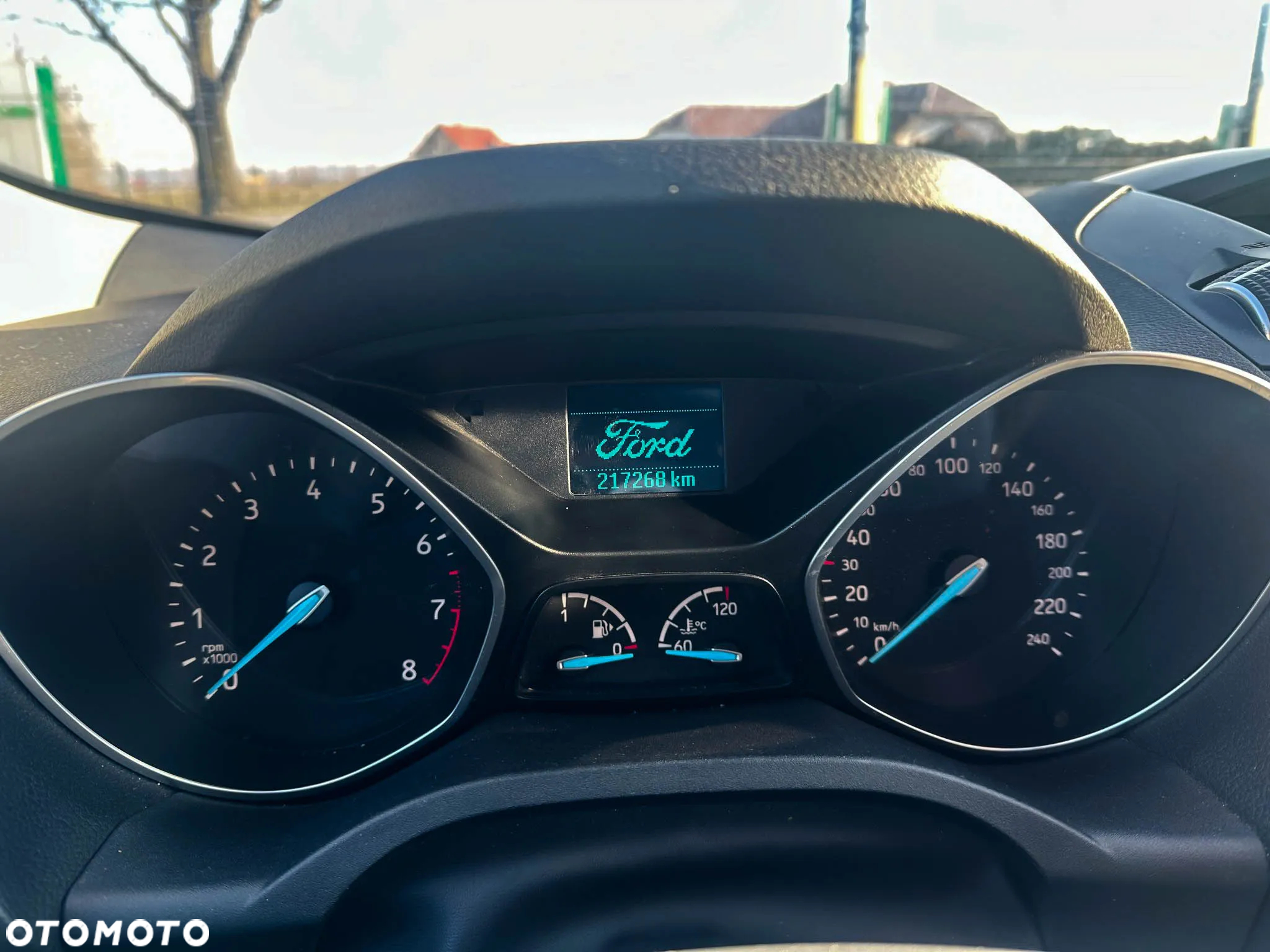 Ford Kuga - 24