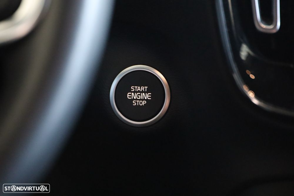 Volvo XC 40 1.5 T5 PHEV R-Design - 19