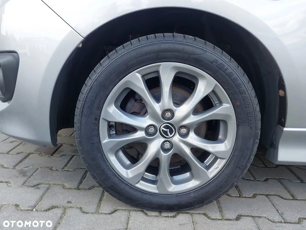 Mazda 2 - 10