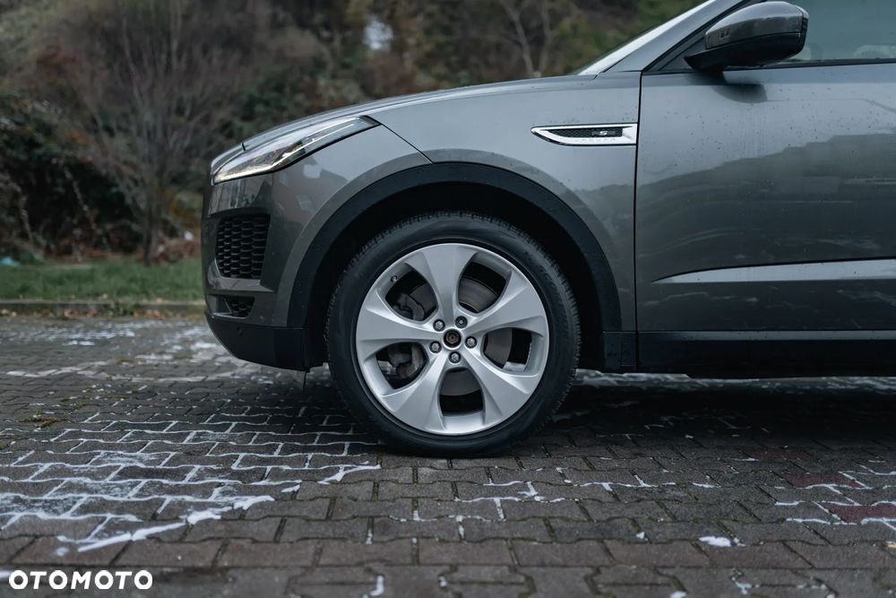 Jaguar E-Pace 2.0 i4P AWD R-Dynamic - 4