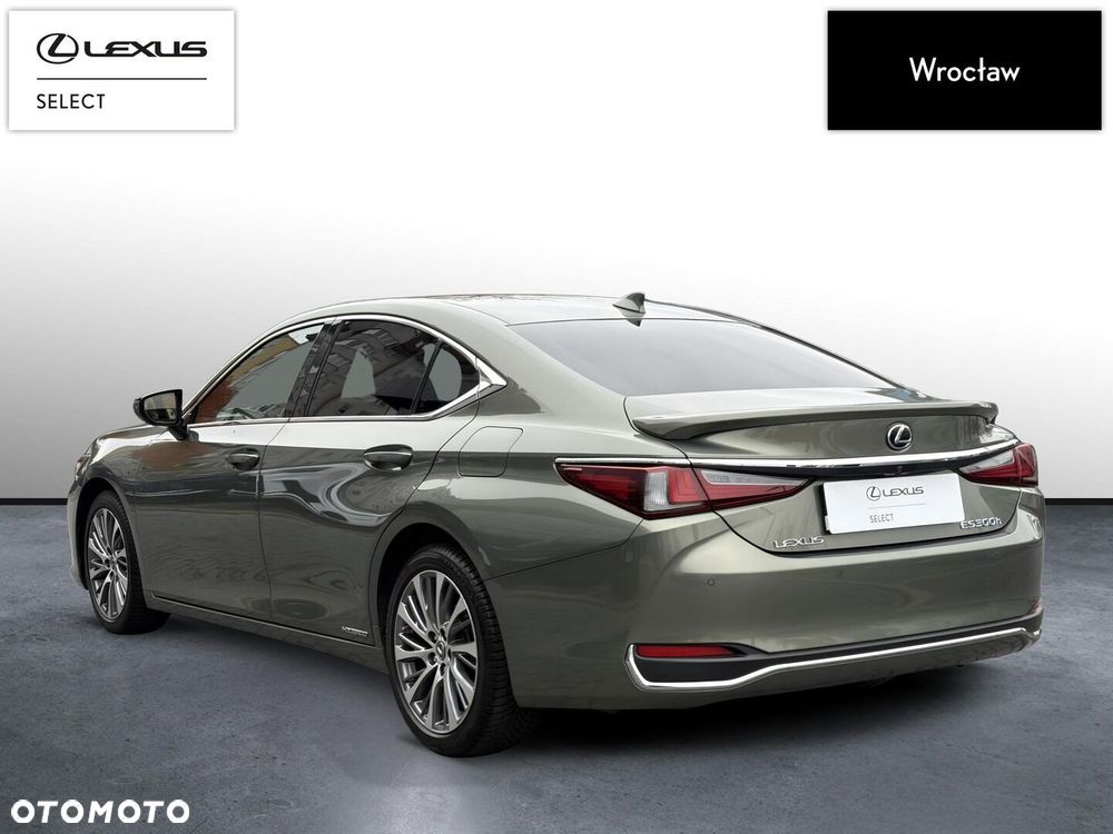 Lexus ES 300h Prestige - 3