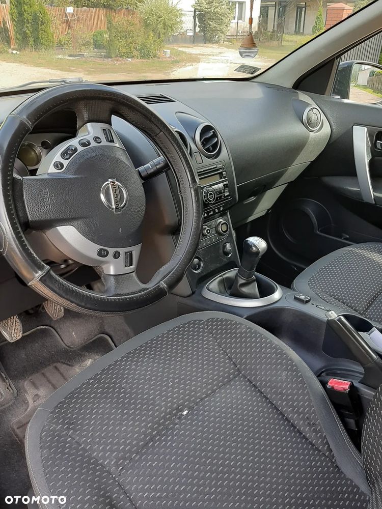 Nissan Qashqai 1.6 visia - 6