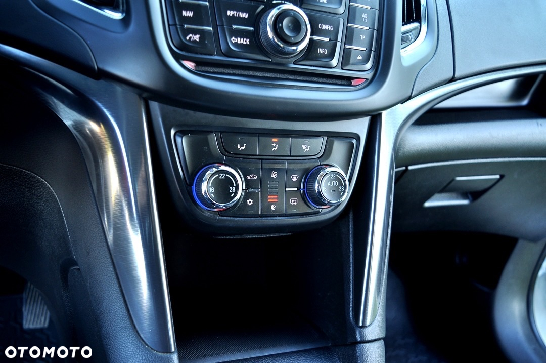 Opel Zafira 2.0 CDTI Cosmo - 17
