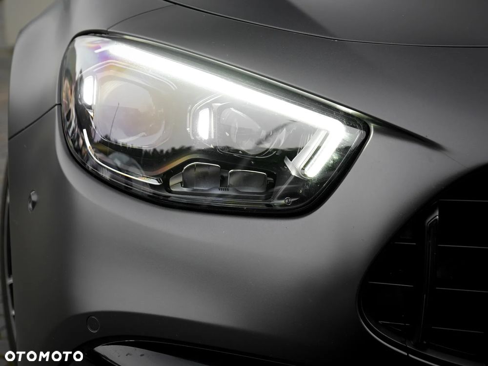 Mercedes-Benz Klasa E AMG 63 S 4Matic+ AMG Speedshift MCT-9G Final Edition - 8
