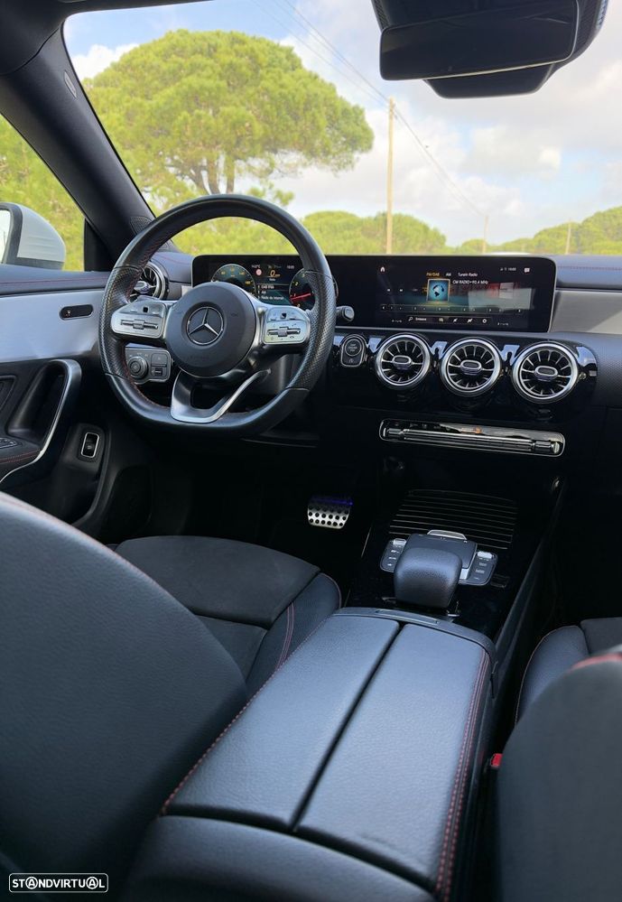 Mercedes-Benz CLA 200 - 12