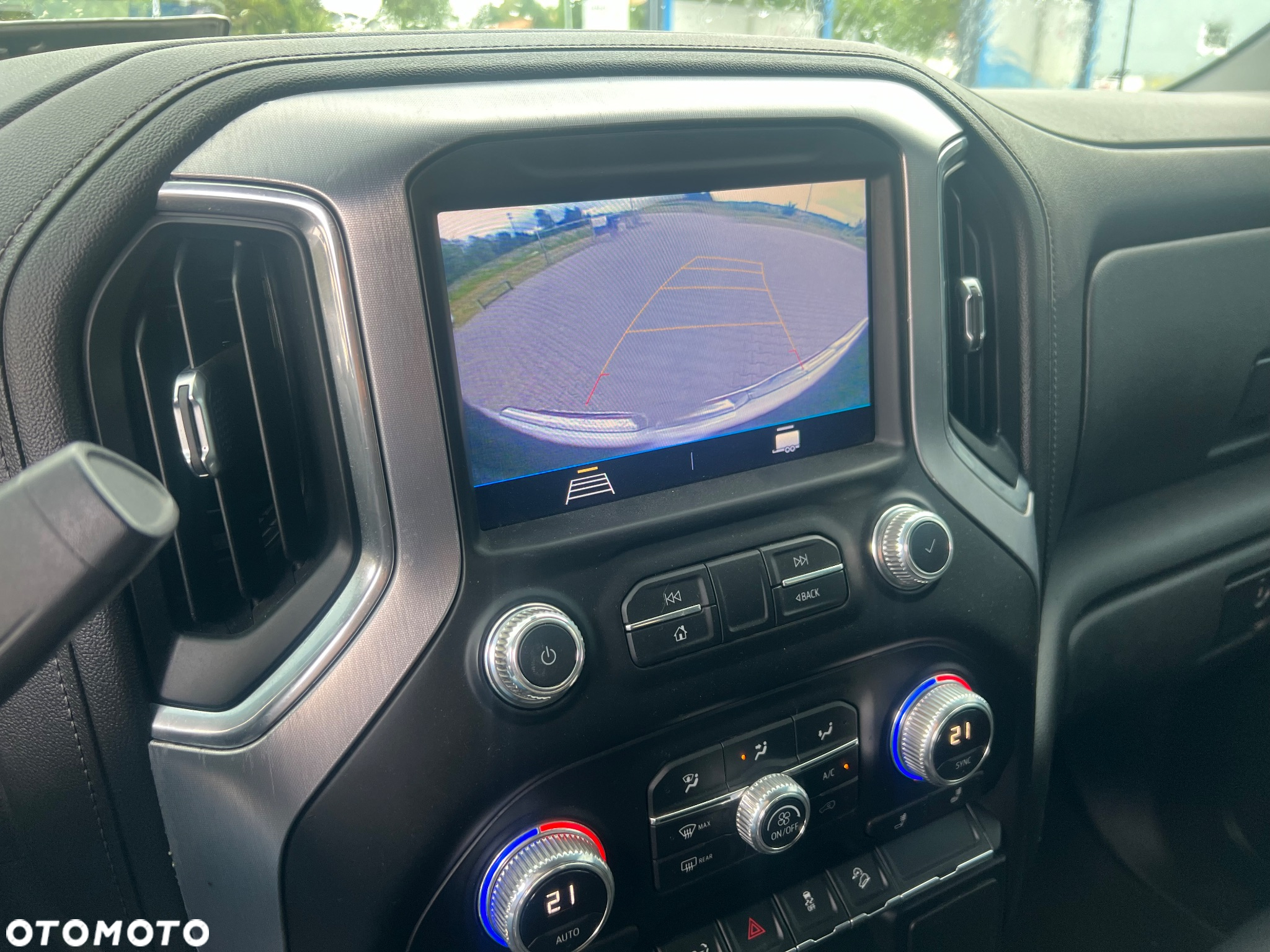 GMC Sierra - 14