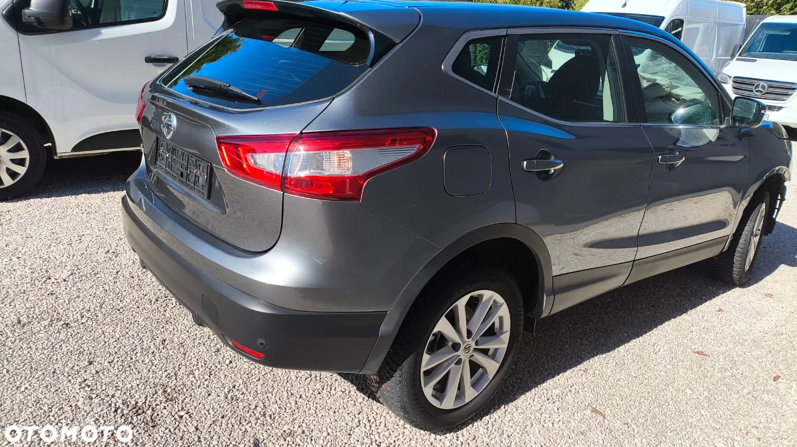 Nissan Qashqai - 4