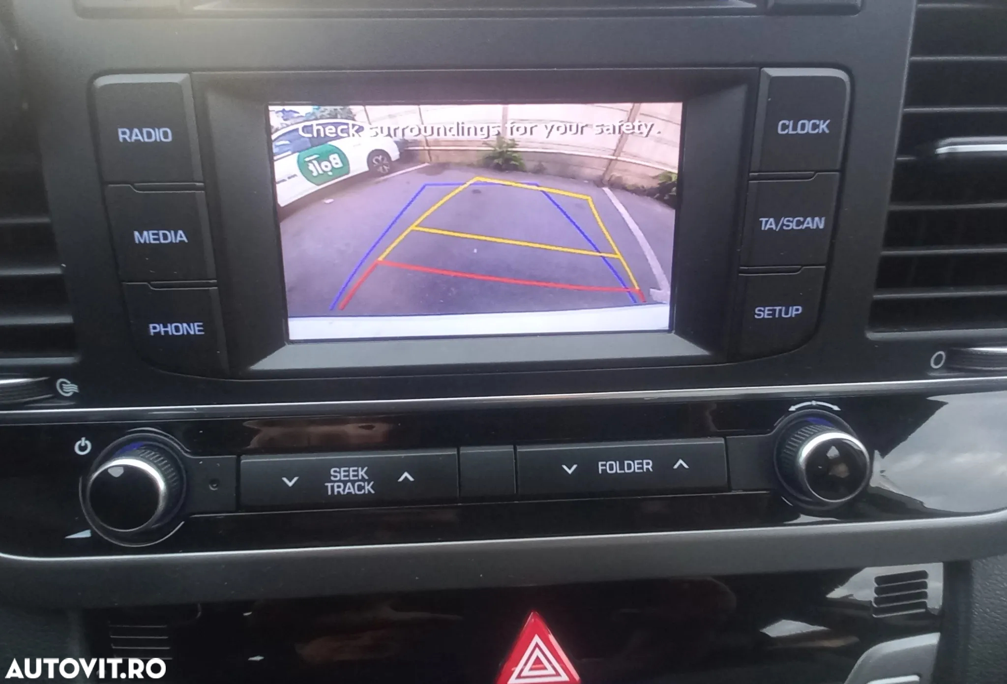 Hyundai Elantra 1.6 MPi Highway - 8